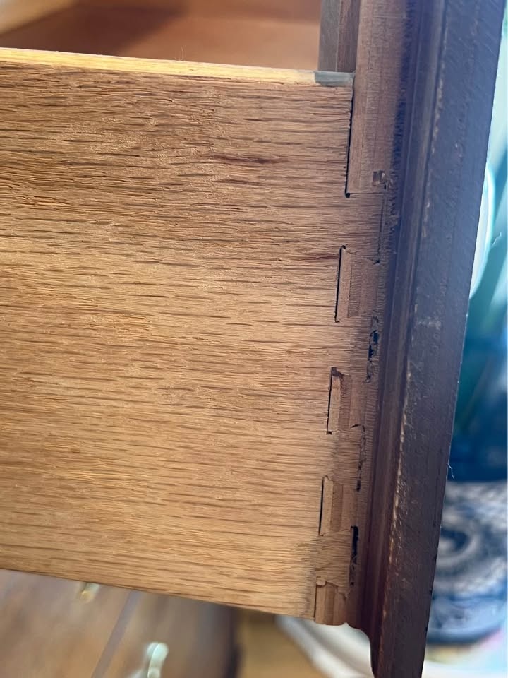 Mid-century modern curved front dresser, solid wood. 1950’s - photo 5