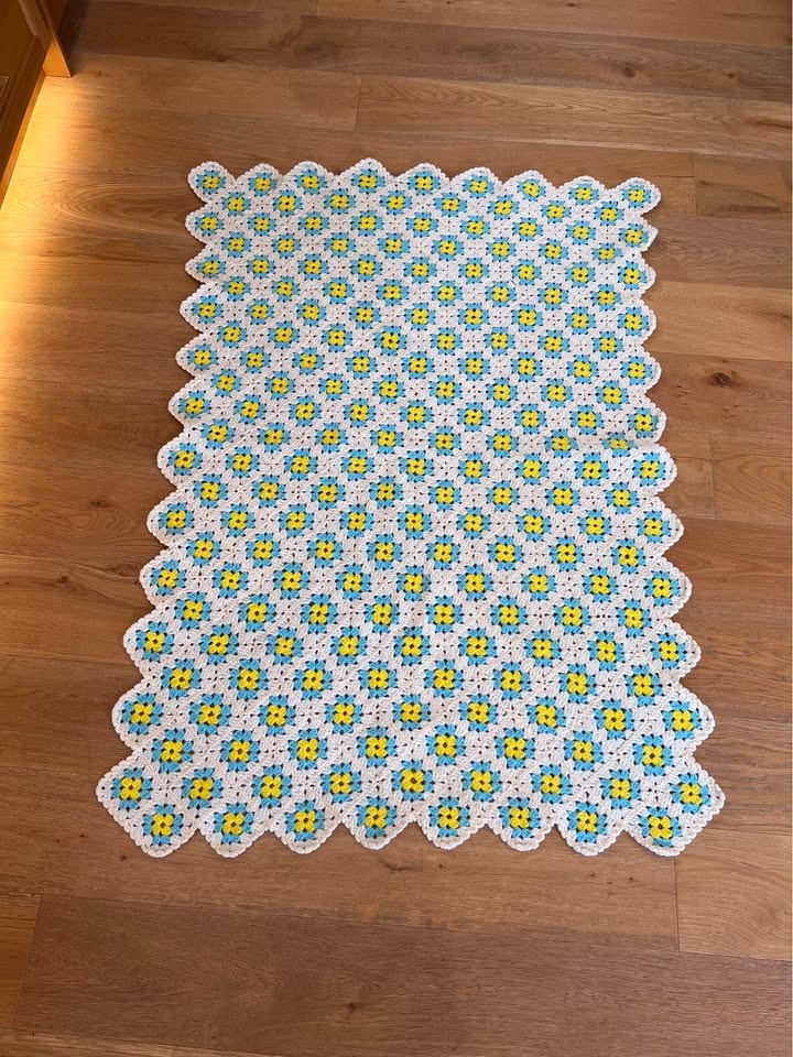Vintage Granny Square Crochet Throw Blanket - Yellow & Aqua Flow - photo 3