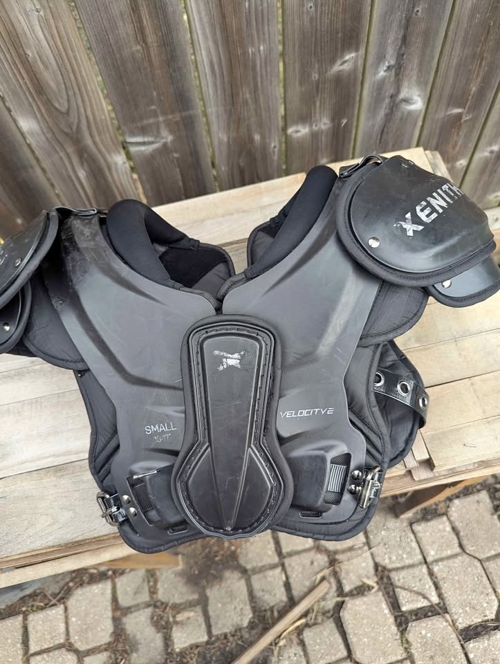 Zenith Velocity 2 Shoulder Pads