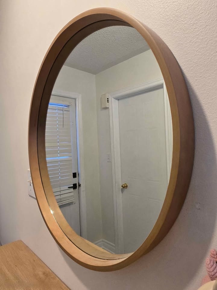 Round Entryway Mirror - photo 2