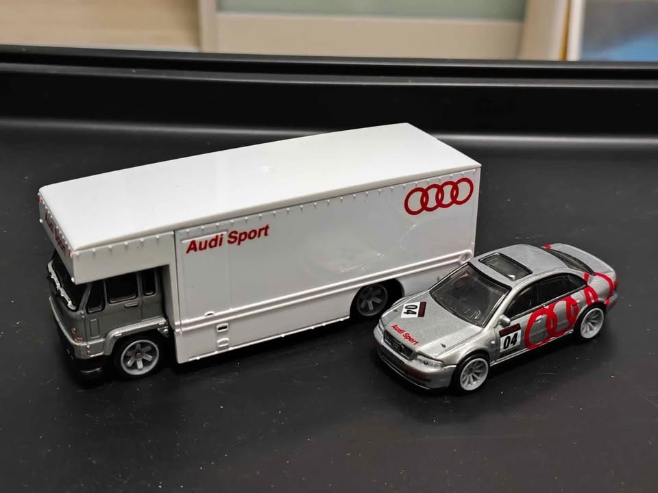 Hot Wheels loose team transport Audi Sport - Audi S4 Quattro & F - photo 5