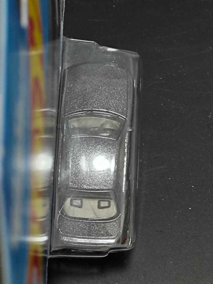 Hot Wheels Nissan Skyline GT-R (BNR32) Fast & Furious - photo 4