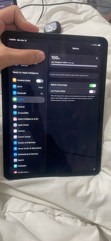 10.9-inch iPad Air 5th Gen Wi-Fi 256GB - photo 5