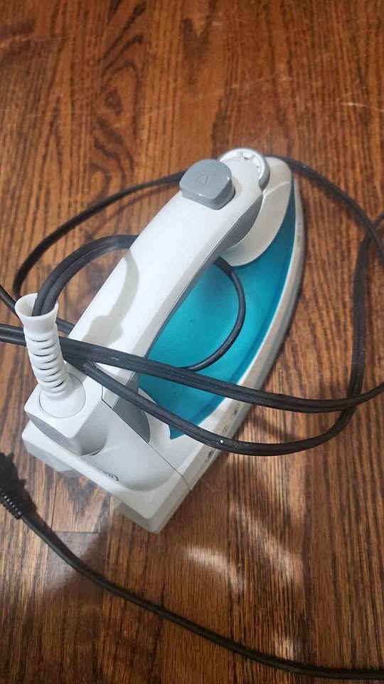 Black Decker Iron - On Sale & Negotiable