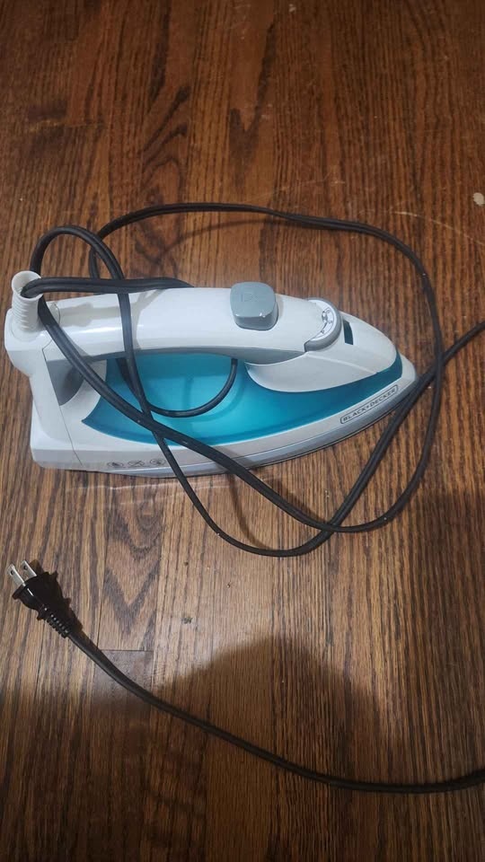 Black Decker Iron - On Sale & Negotiable - photo 2