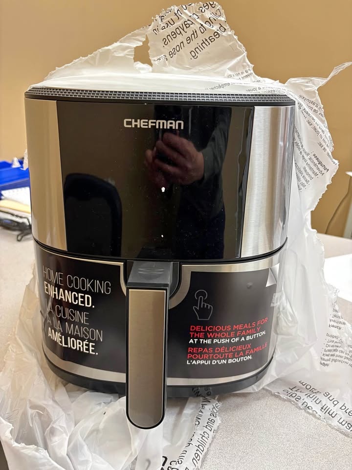 XL Chefman Easy-View Air Fryer (7.5L)