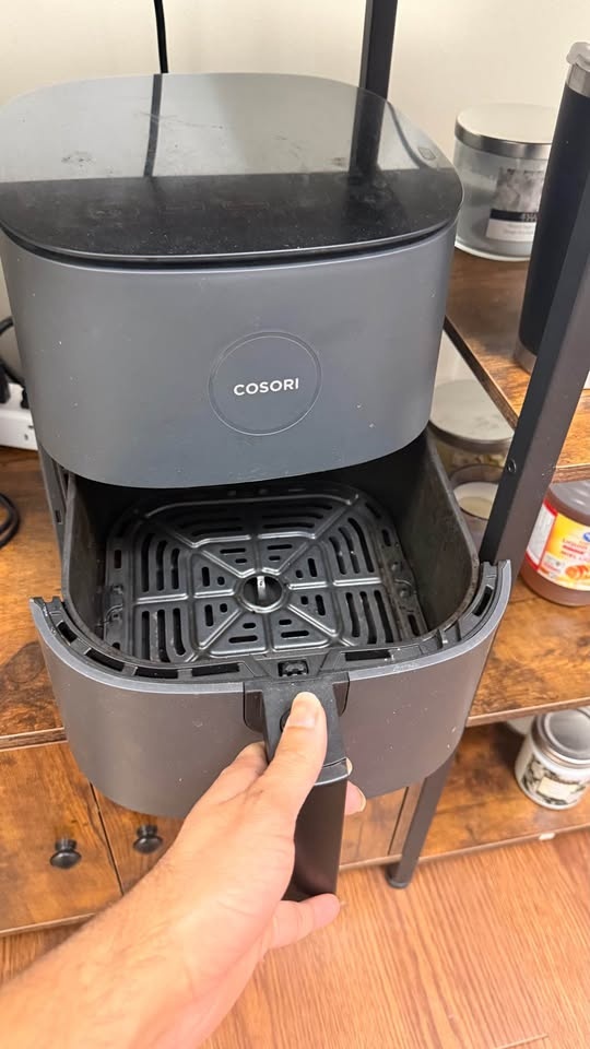 Air fryer - photo 2