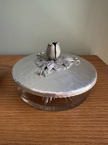 Vintage Silver/Glass Candy Dishes With Intricate Silverplate Flo - photo 4