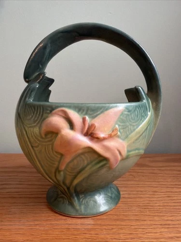 Vintage Roseville Zephyr Lily Basket, 393-7 1/2” Tall, Very Good