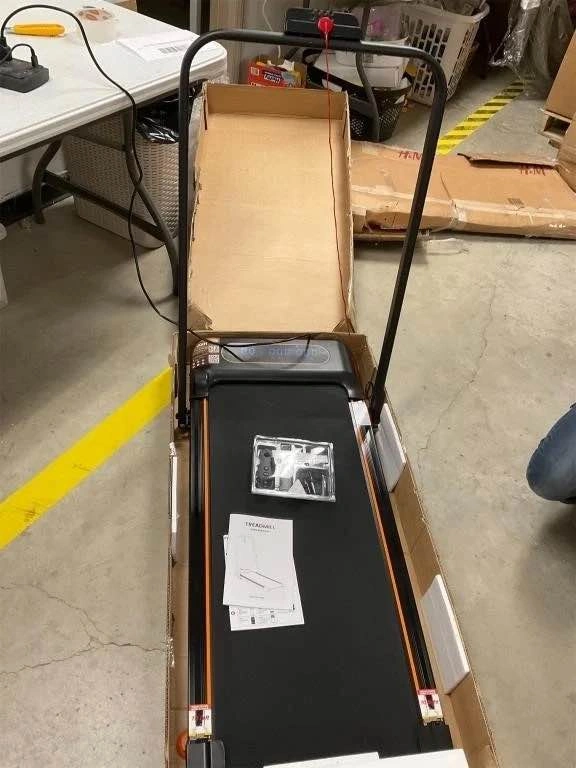 TRISOMY TREADMILL WALKING PAD, MODEL: SD-380F _ New in box - photo 3