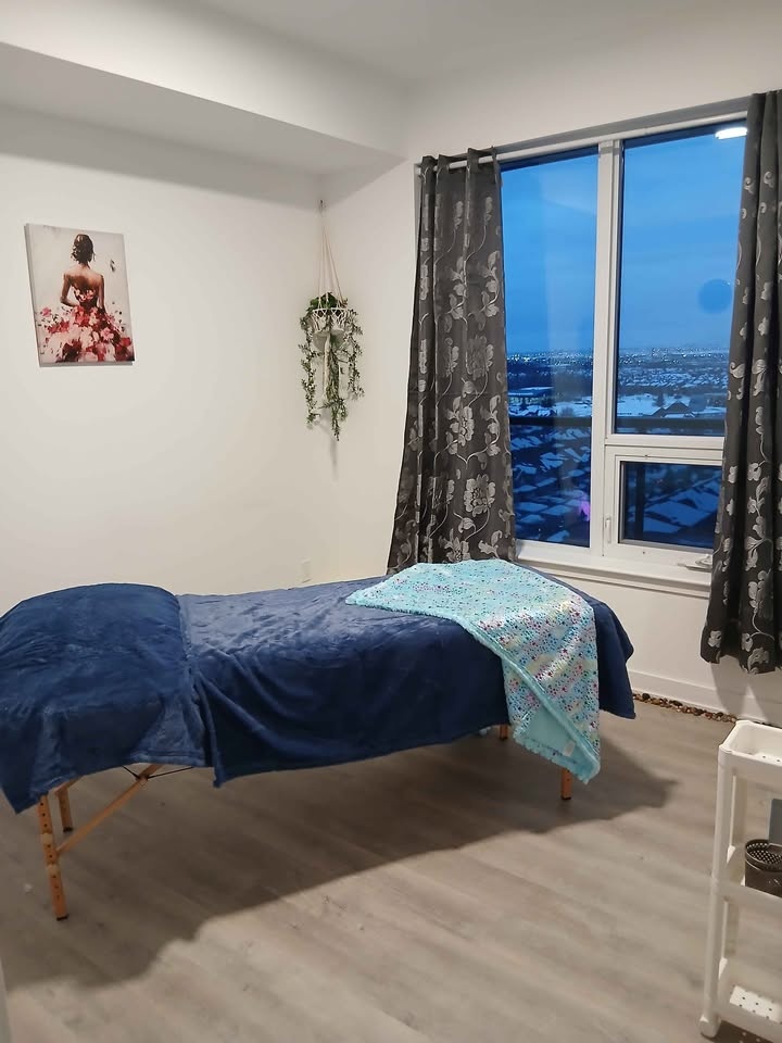 Full body massage with espical discount - photo 4