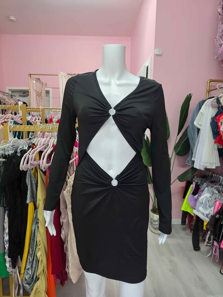 Boutique Dress Clearance – $15 Dresses (Many Styles) - photo 3