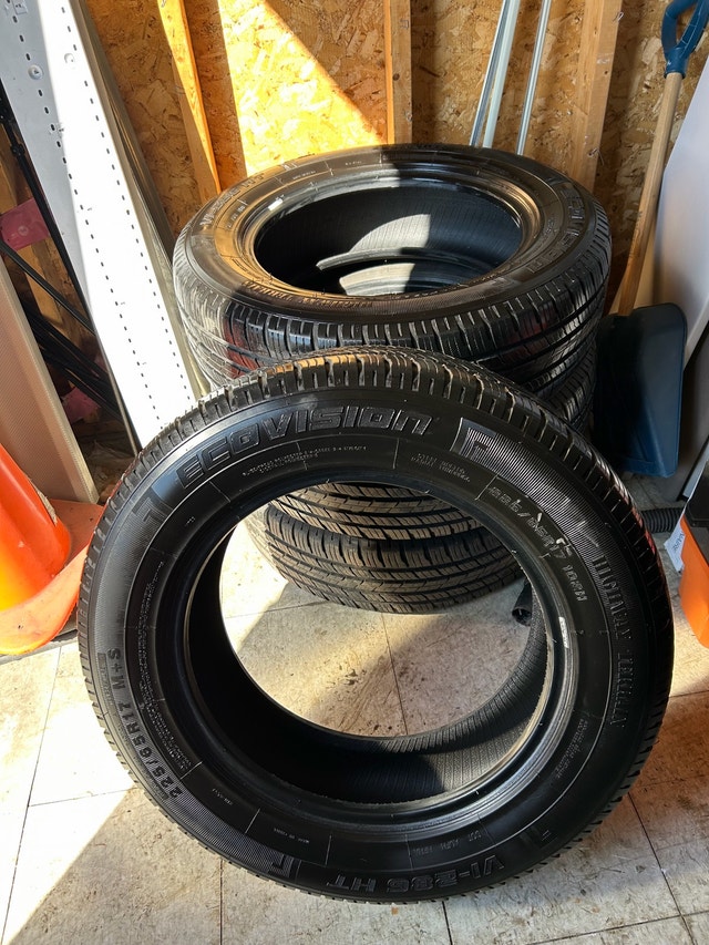 Set of 4 ECOVISION VI-286 HT Tires 225/65R17 - photo 4
