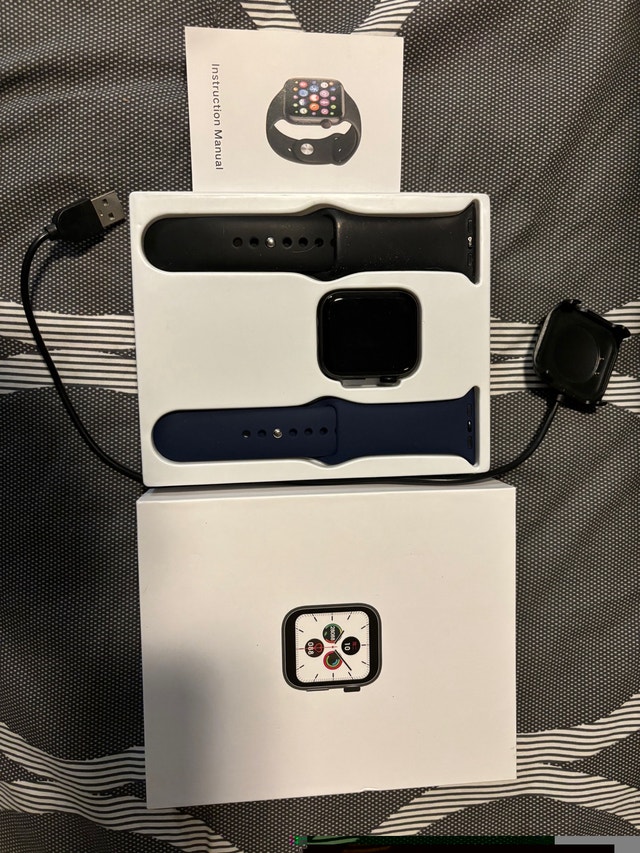 Smart watch looks like Apple watch, Bluetooth calls, music - photo 3