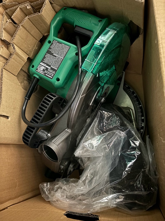 Metabo HPT 10-in 15 A Compound Mitre Saw - photo 2