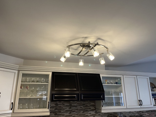 Stylish 6-Light Modern Ceiling Fixture - photo 2