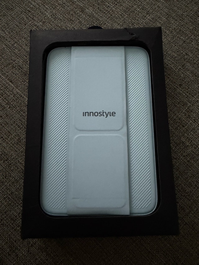 Innostyle PowerMag 2 in 1 Portable Charger - photo 3