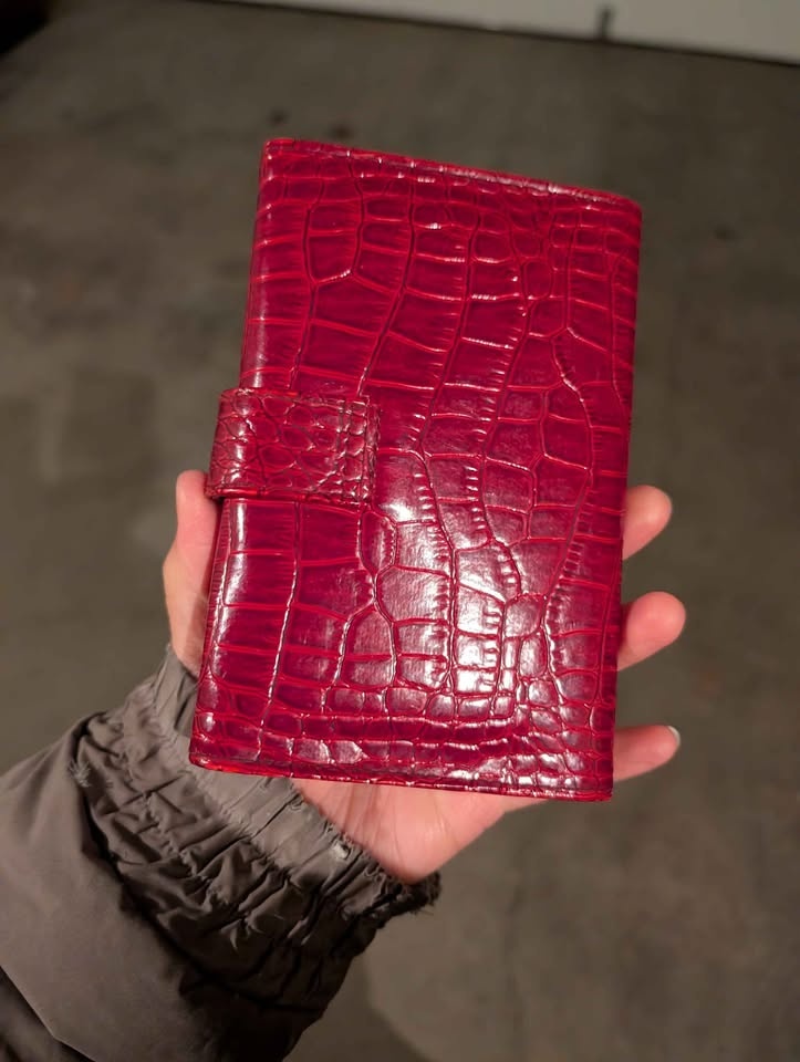 Vintage Elizabeth Arden Leather Makeup Case - photo 2