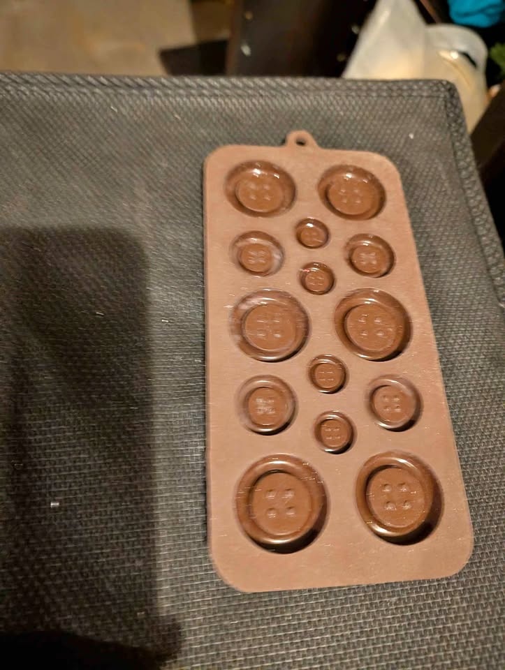 Button silicone mold