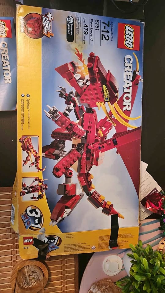 Lego Creator 6751 Fiery Legend