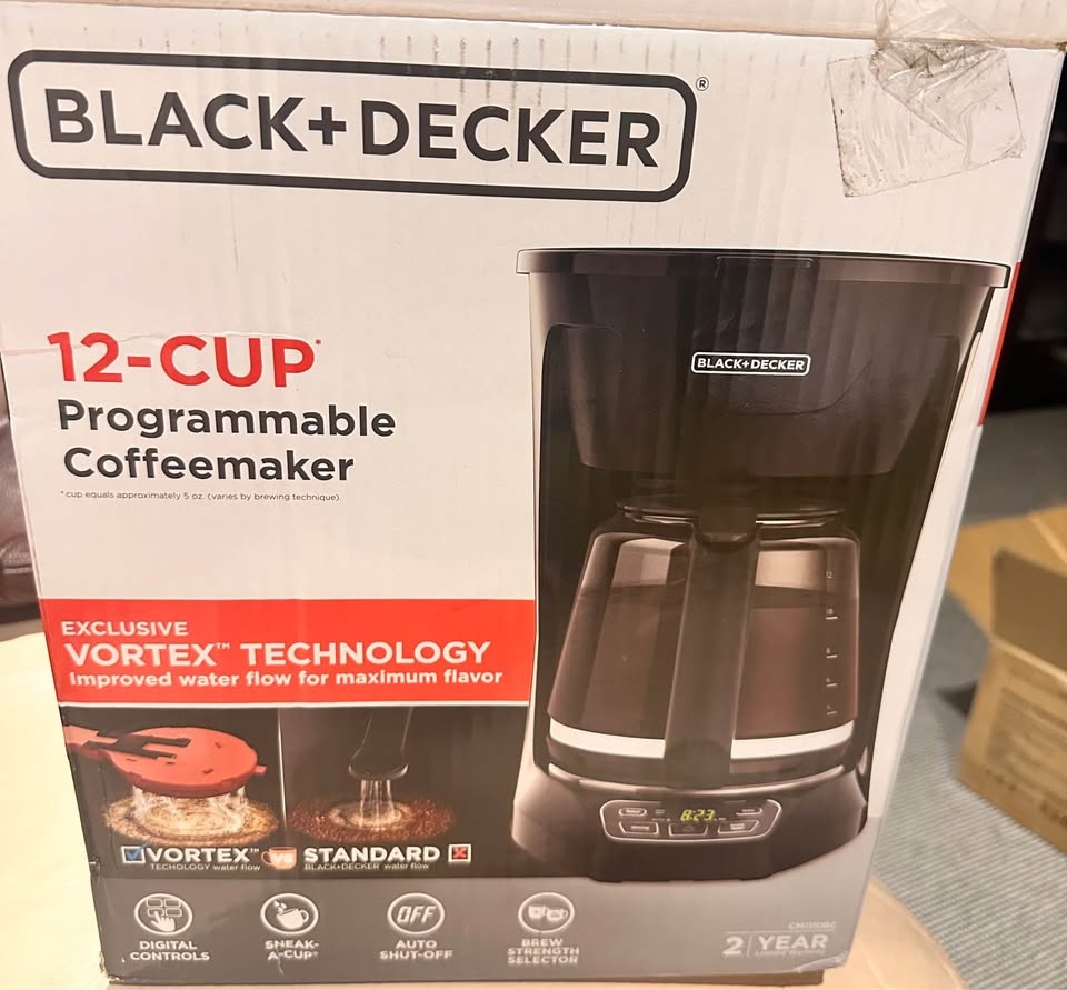 New Black + Decker CM1110 12 Cup Coffee Maker - photo 5