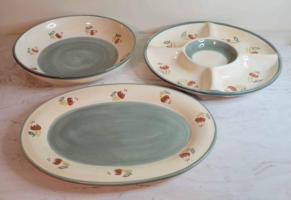 Hand Painted Serving Dishes - photo 2
