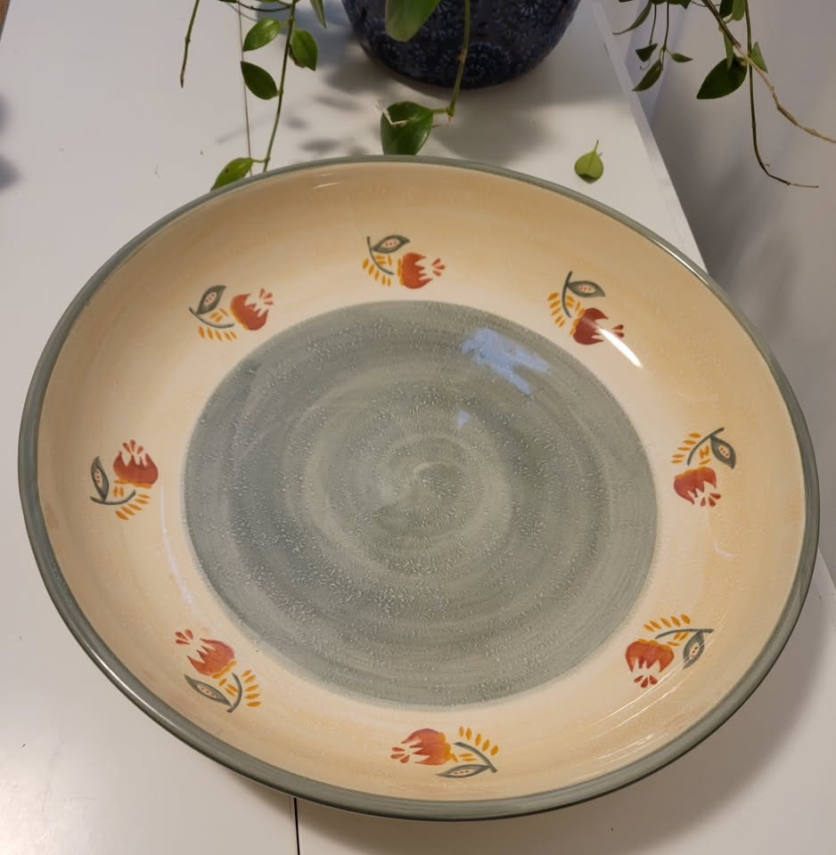 Hand Painted Serving Dishes - photo 3