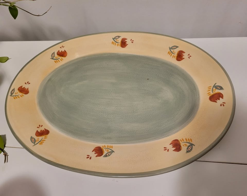 Hand Painted Serving Dishes - photo 5