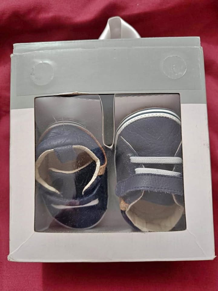 Baby 3-6M cute shoes
