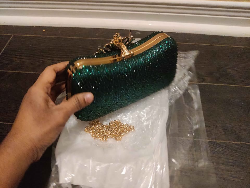 Brand new beautiful green color luxury evening party bag for wom - photo 5