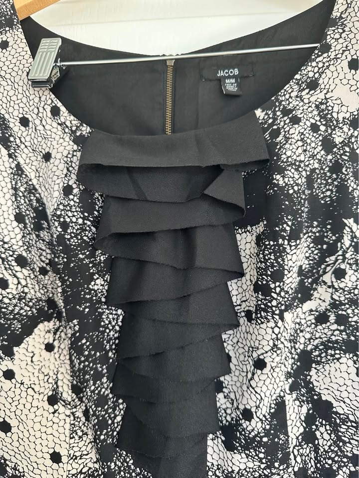 Gorgeous Jacob Party dress-medium- cash only $40 - photo 2