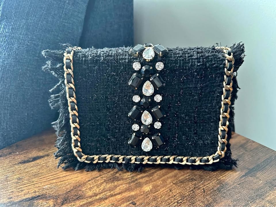 Gently used Aldo Cross Body bag $40- cash only