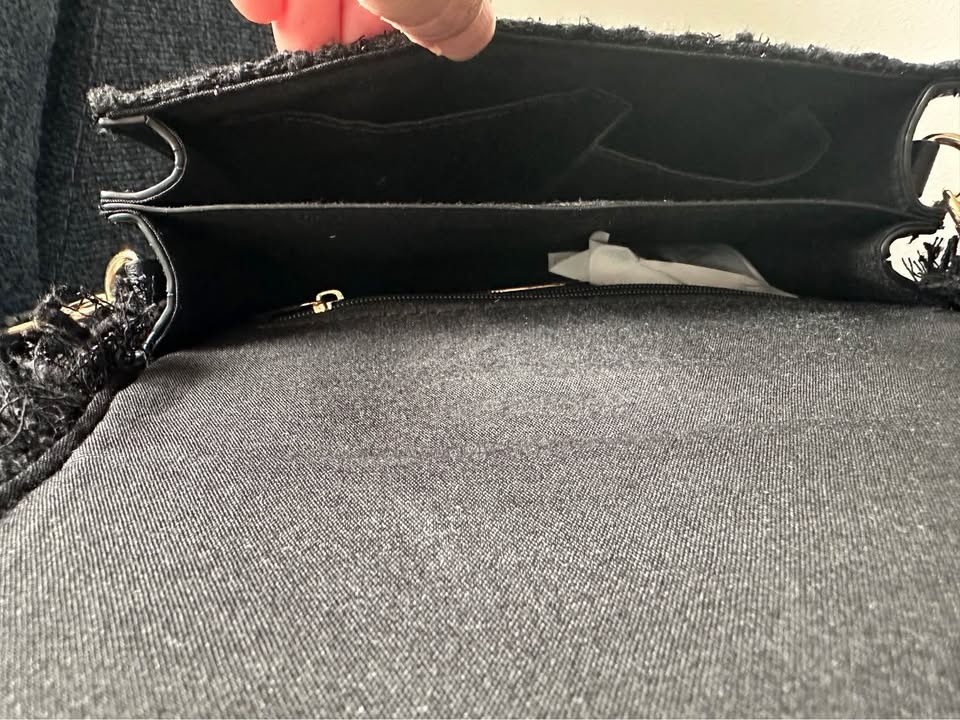 Gently used Aldo Cross Body bag $40- cash only - photo 4