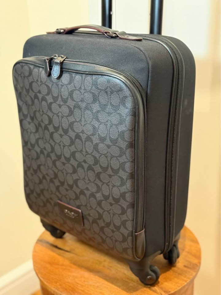 Coach Signature Canvas Carry-On Luggage / Black 4-Wheel Spinner - photo 2