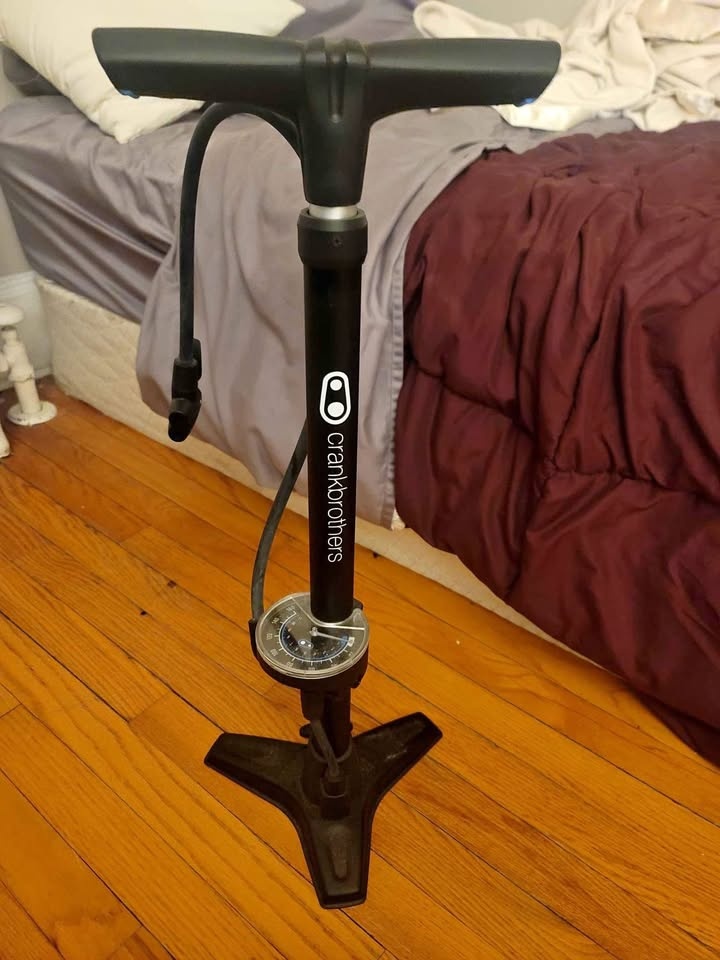 Bicycle pump