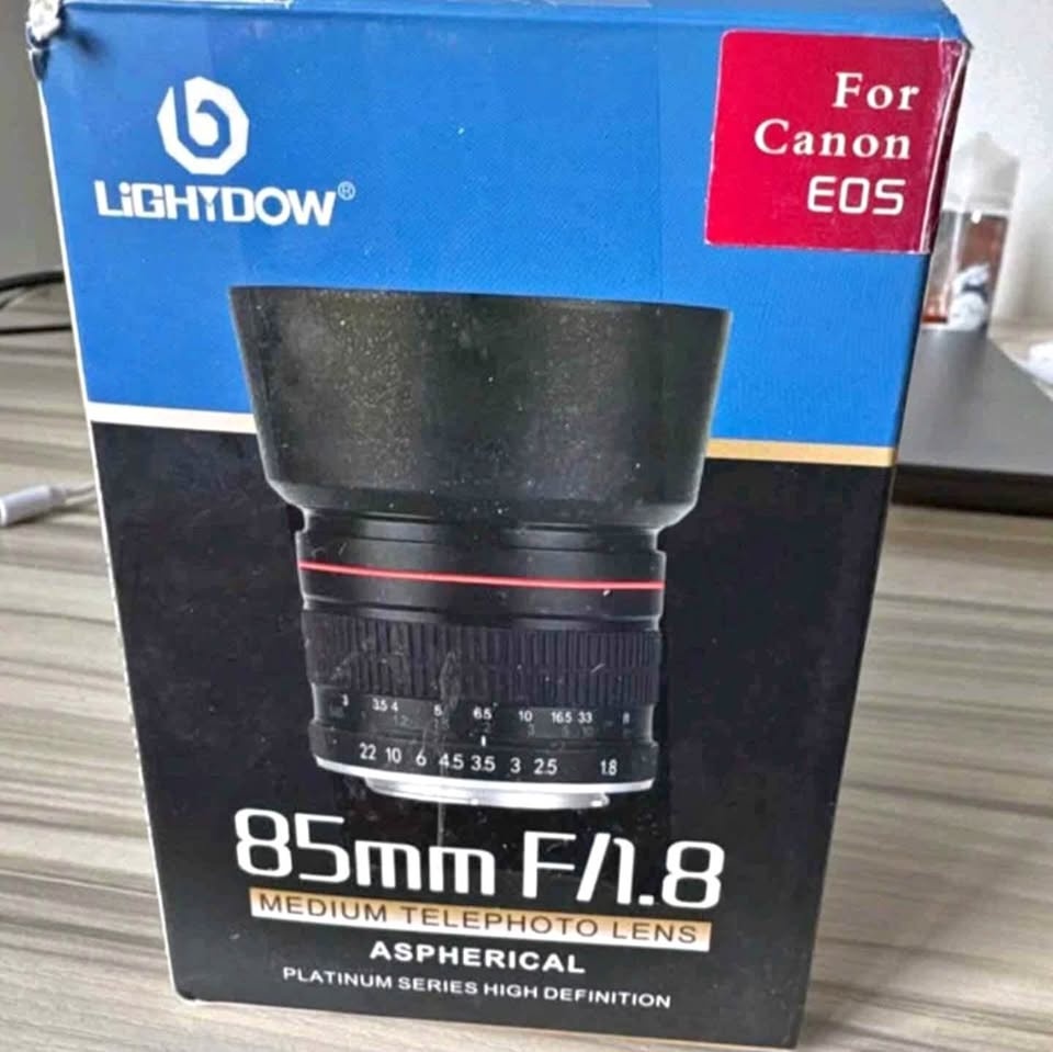 LIGHTDOW 85mm F/1.8 Lens for Canon EOS