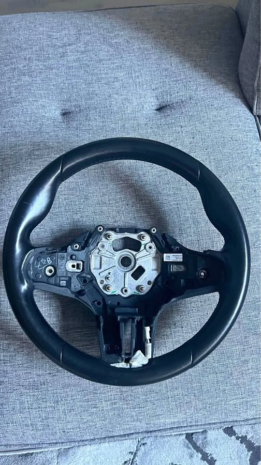 BMW G20 OEM Steering Wheel