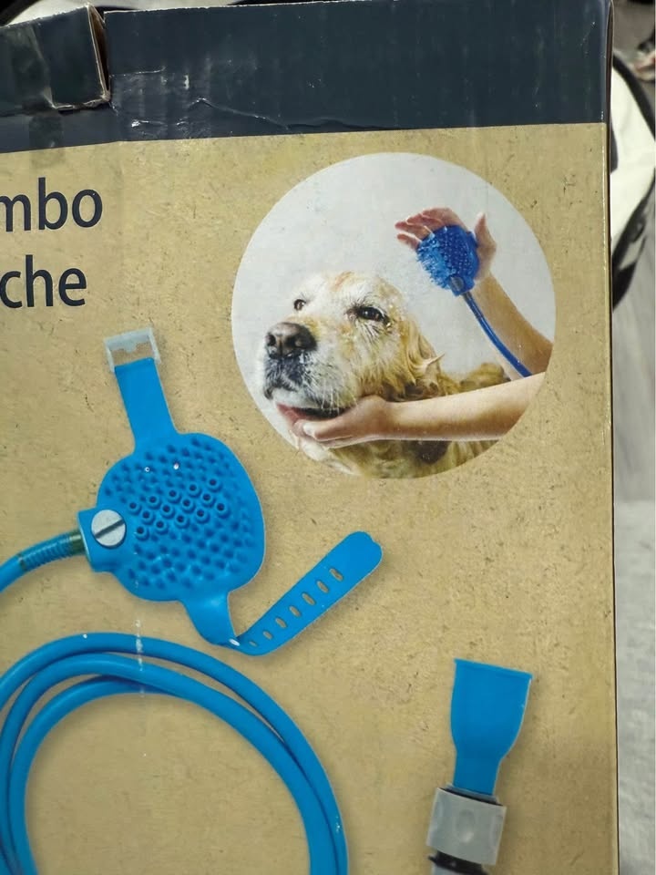 Brand New Pet Bathing Combo – Scrubber + Sprayer 🐾 - photo 3