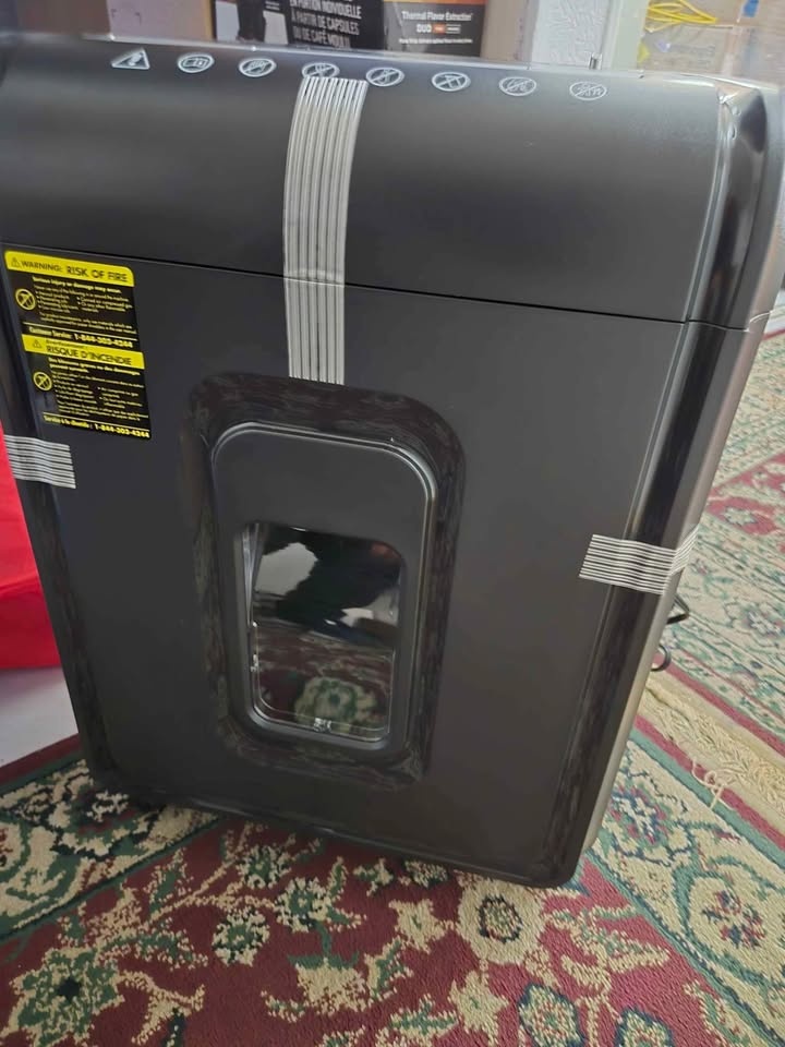 Micro cut paper, cd, credit card shredder - photo 3