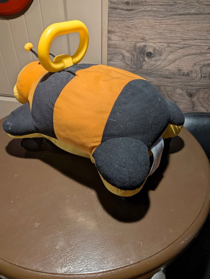 Bumblebee ride on toy - toddler - photo 2