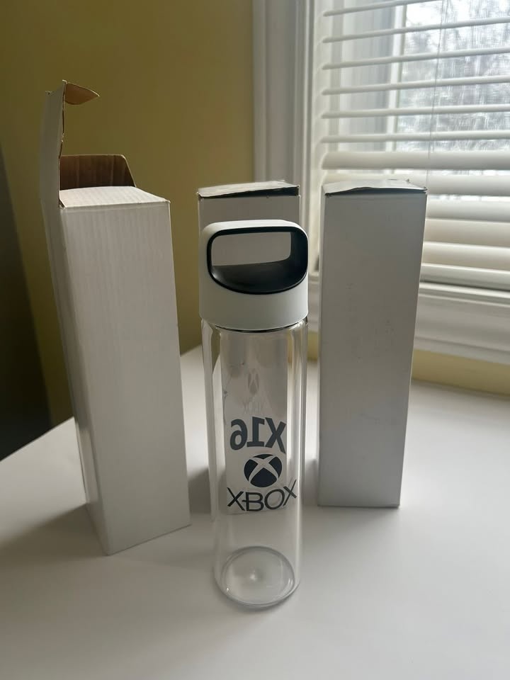 Xbox X16 Glass Water Bottles - 3 Brand New in Box - photo 2