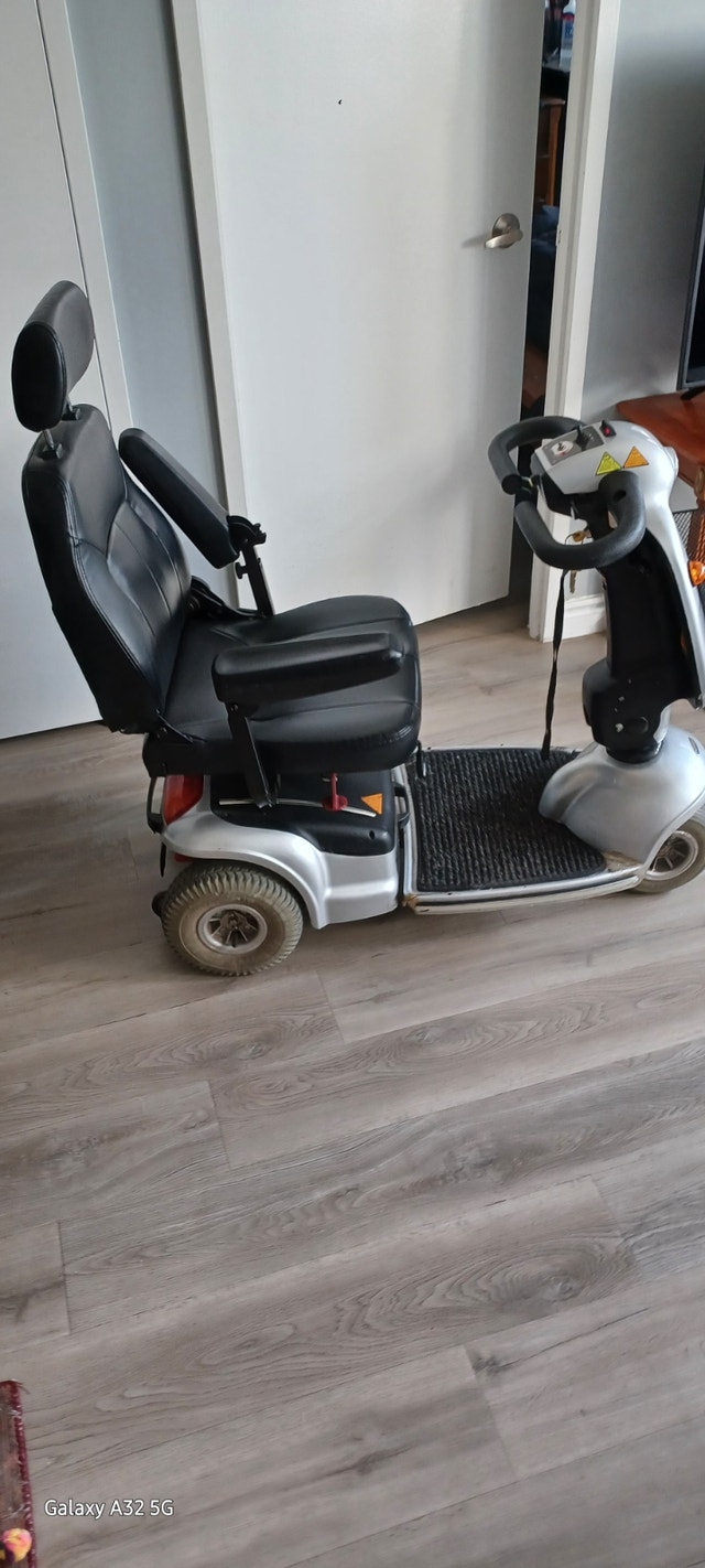 Shoprider Cobra 778EL Mobility Scooter - 3/4 Wheels