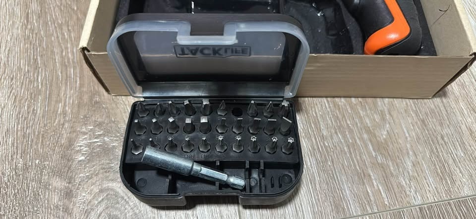 Power Cordless Screwdriver - photo 2