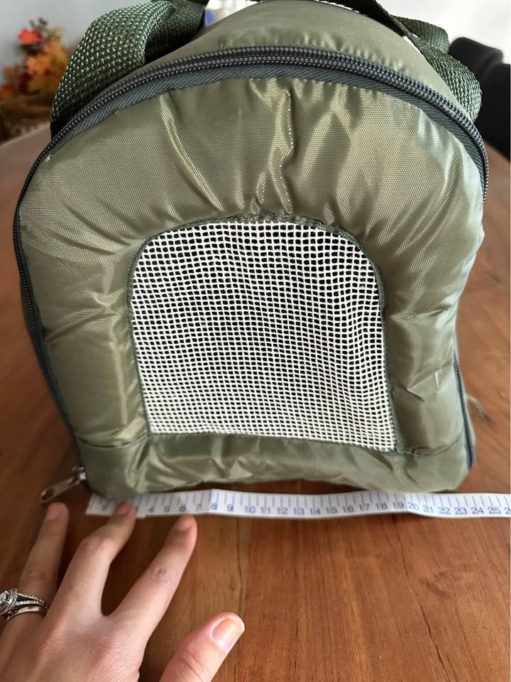 Pet carrier - airline approved - photo 4