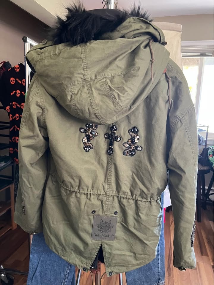 Mr&Mrs Italy Quilted Parka with Embroidery & Raccoon Collar - Me - photo 4
