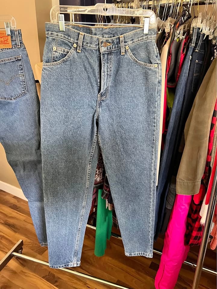 Women's Levi Jeans Size 10