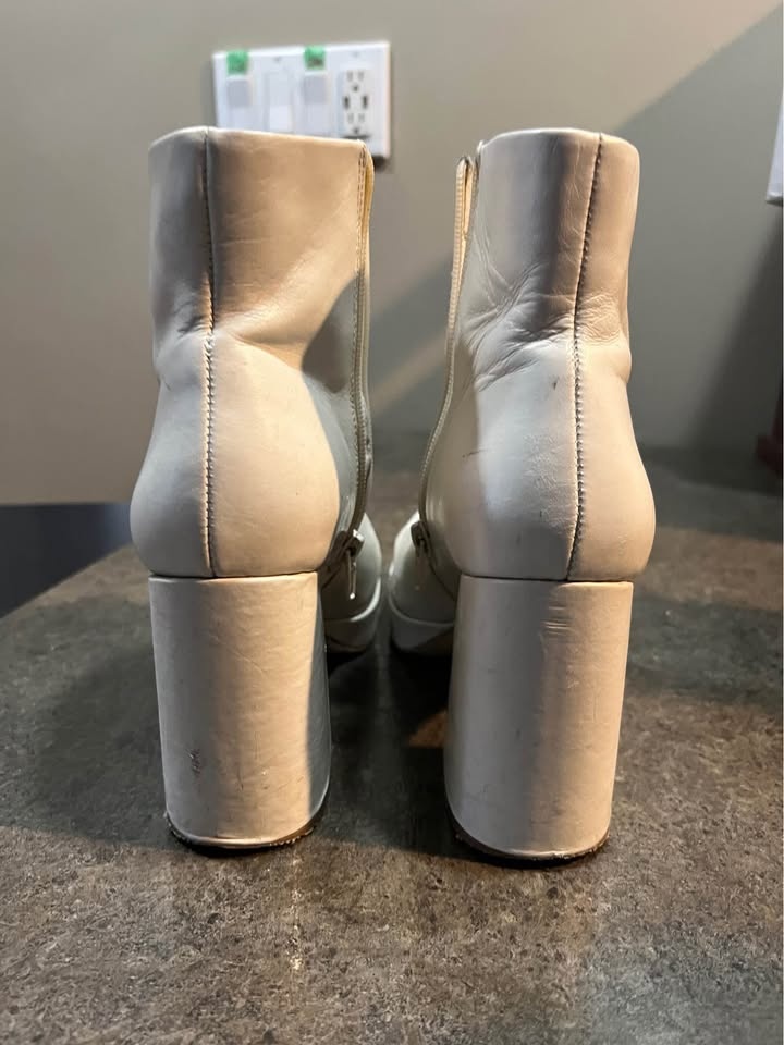 Steve Madden Elie Block Heel Bootie - Women's Size 8 - photo 4