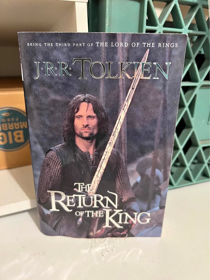 J.R.R. Tolkien The Return of the King Paperback