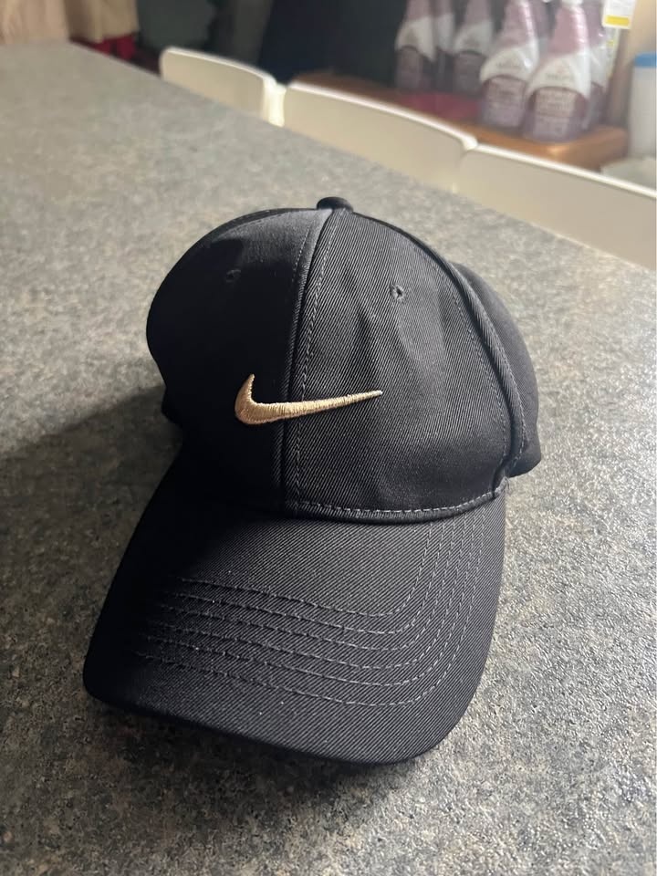 Nike Baseball Hat Size 55-57cm Black - photo 2