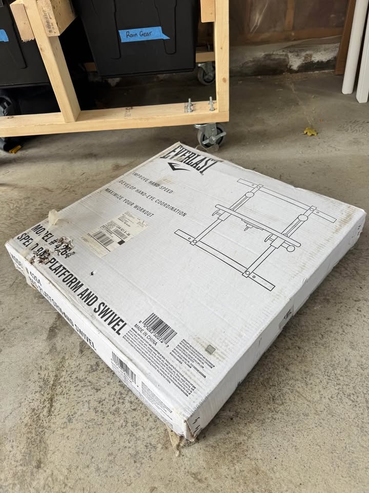 Everlast Speed Bag Platform & Swivel – Brand New - photo 2